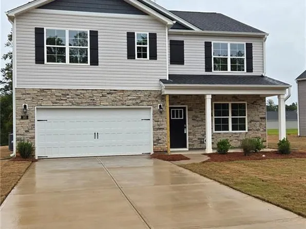 165 Sugarberry Dr #21, Stokesdale, NC 27357