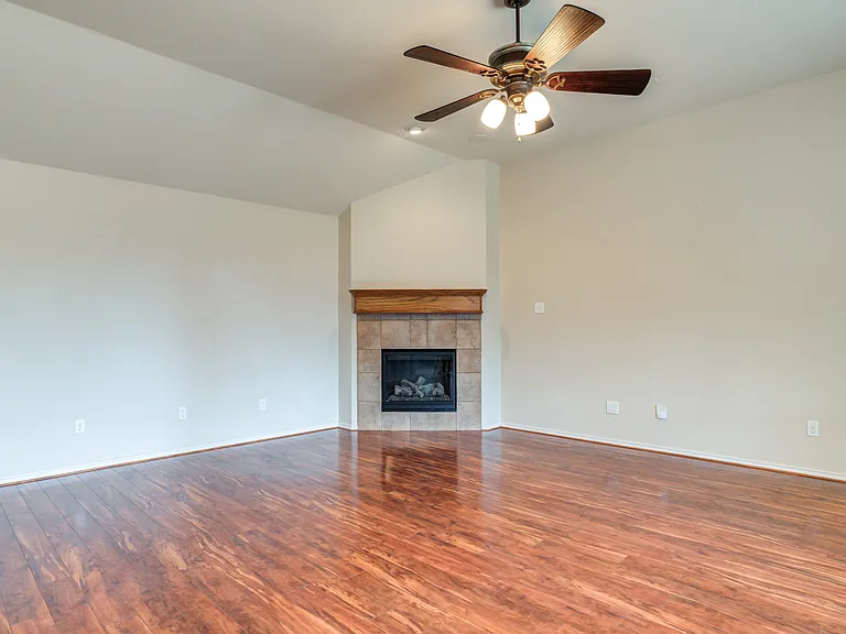 4802 Amherst St — Photo 12
