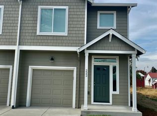 222 Eckerd St, Molalla, OR 97038