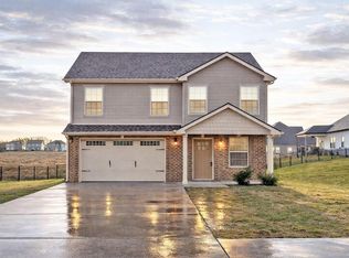 4007 Fort Sumter Dr, Clarksville, TN 37042