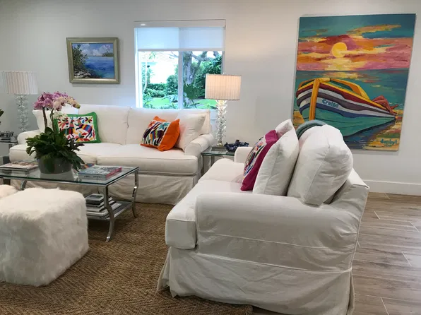 302 2nd St S, Naples, FL 34102