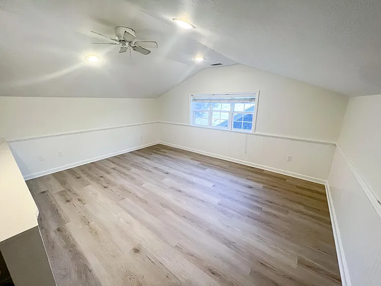 2416 Central Ave — Photo 8