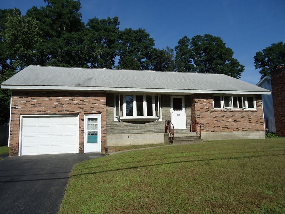 Brick, Stone, Vinyl Exterior