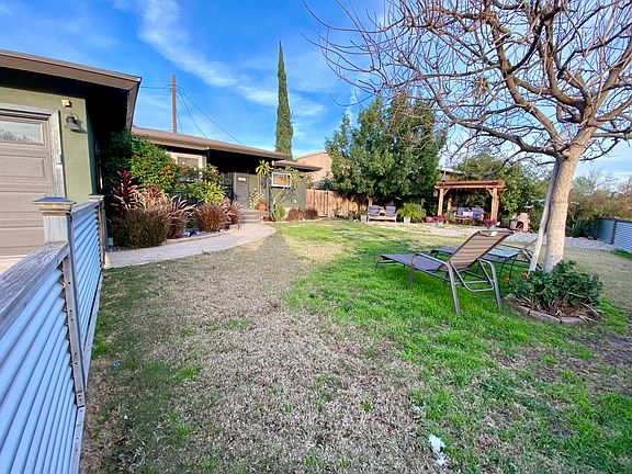 Huge front yard