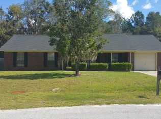 351 Hunters Branch Dr, Allenhurst, GA 31301