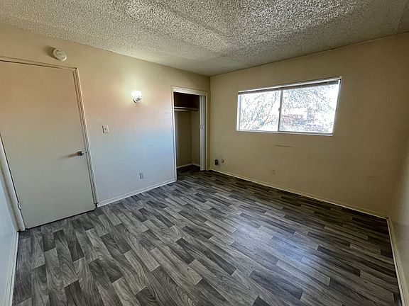 4th image of 558 N Sunnyside St Unit 13
