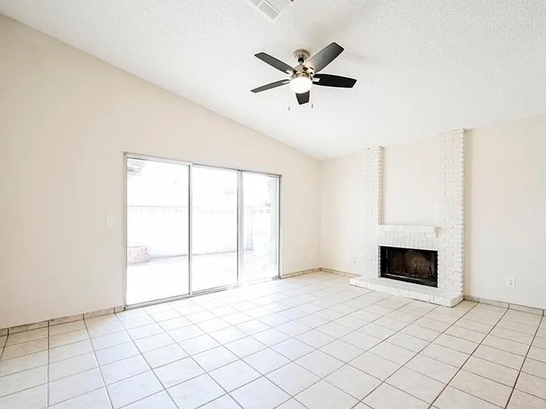 4405 McBride Dr — Photo 14