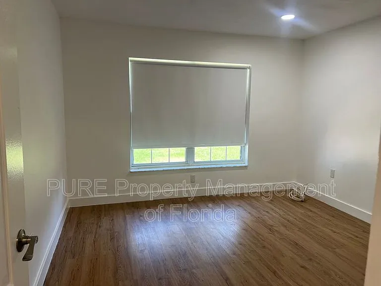 14232 SW 8th Ave — Photo 50