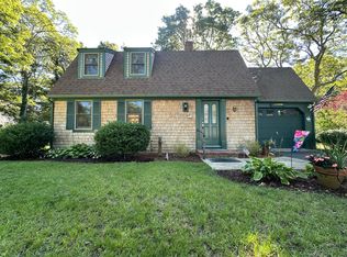 2 Longview Dr, Centerville, MA 02632