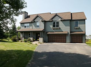 862 Daisy Cir, Hudson, WI 54016