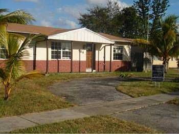 1st image of 404 SW 74th Ave
