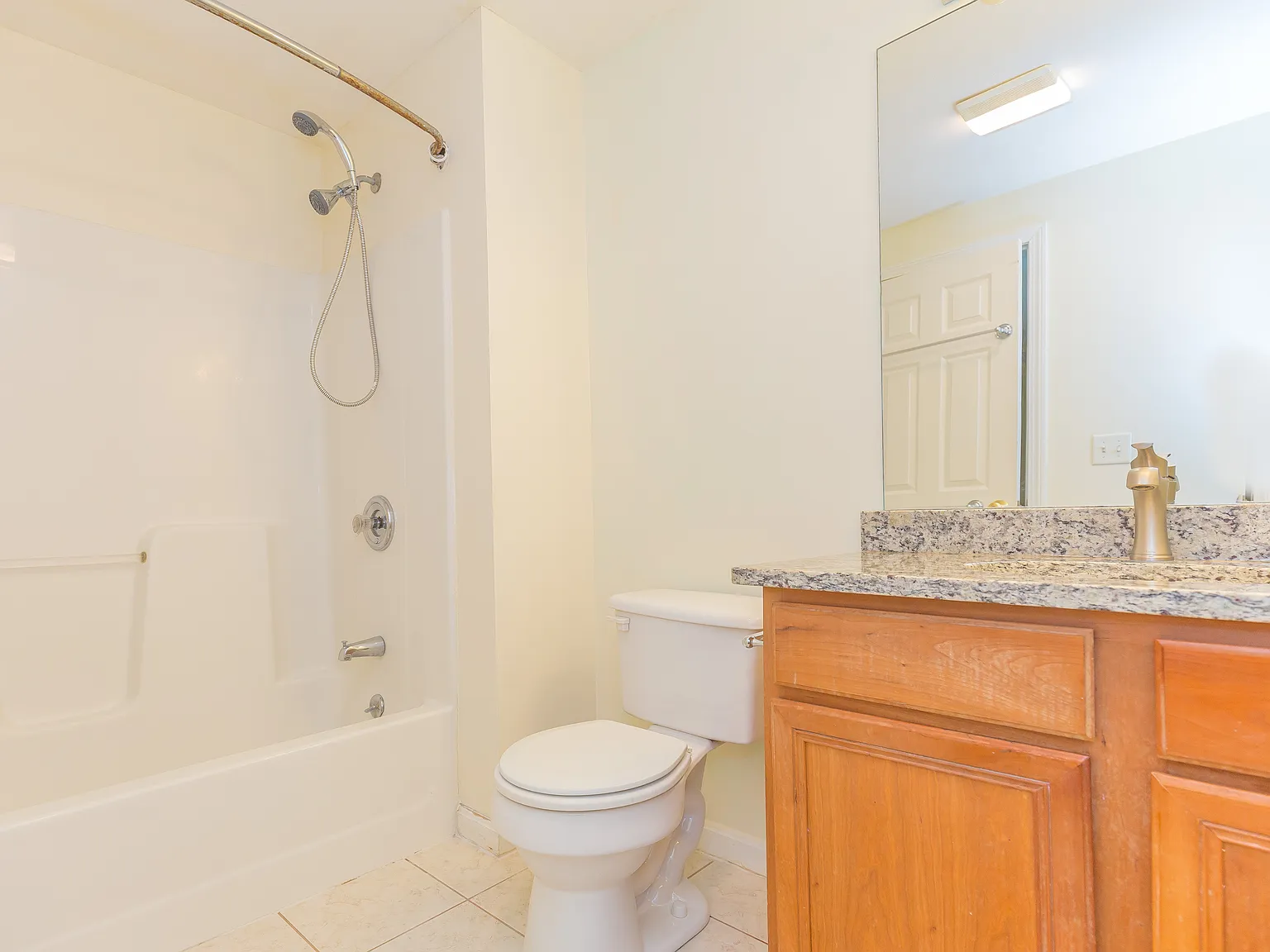 2 bed, 1439 sqft, $2,995 — Photo 2