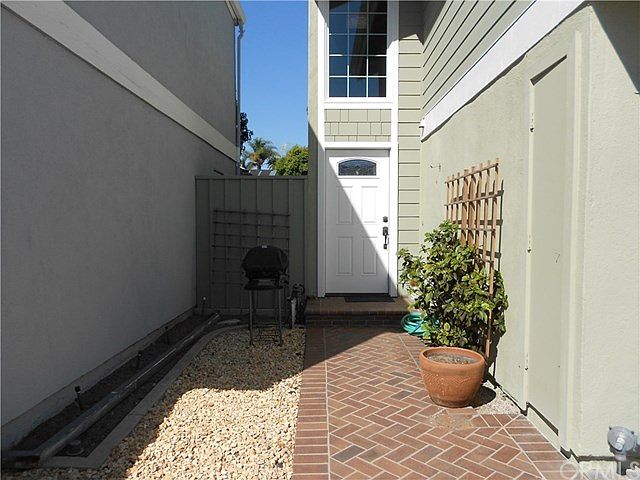 2nd image of 32936 Paseo Del Lucero