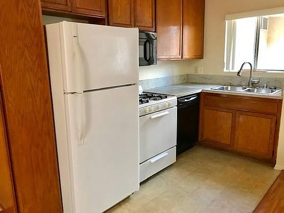 3rd image of 5650 York Blvd APT 208