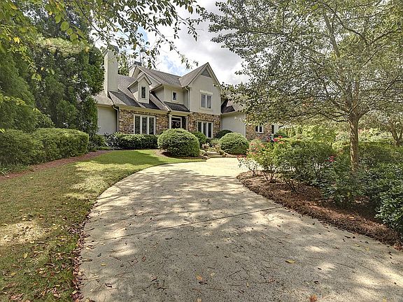 2nd image of 4408 Columns Dr SE