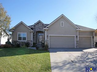 5822 S 97th St, Lincoln, NE 68526