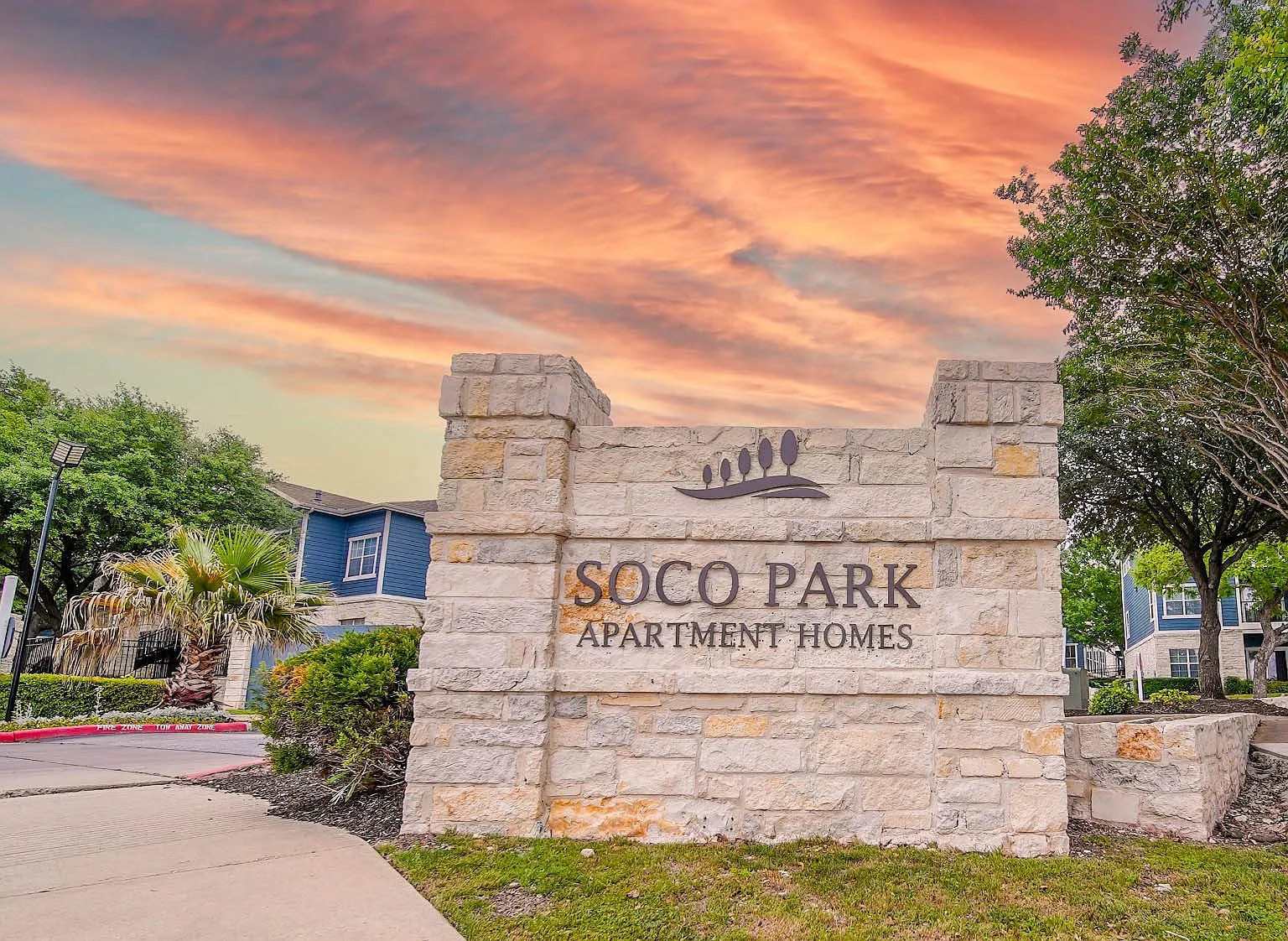 SoCo Park Apartments — Photo 3