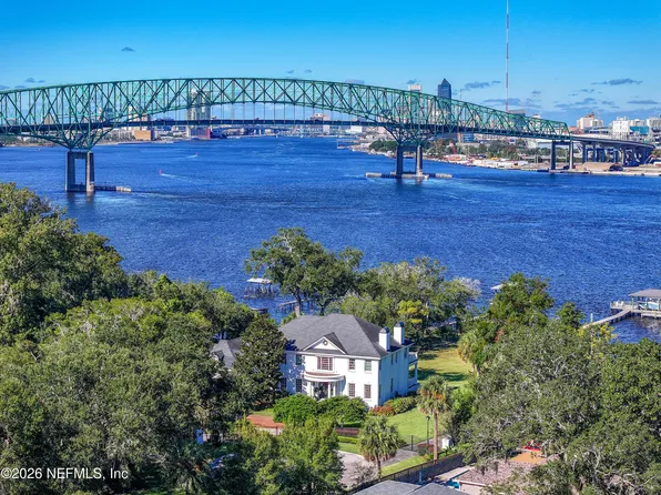 4626 RIVER POINT Road W, Jacksonville, FL 32207