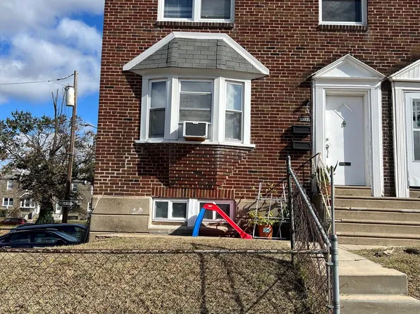 1313 Passmore St, Philadelphia, PA 19111