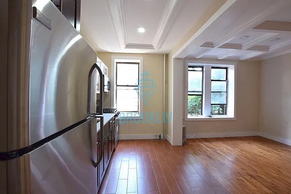 Rented by null | media 10