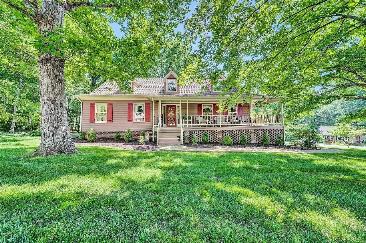 82 Goldfinch Dr, Lynchburg, VA 24502 | Zillow