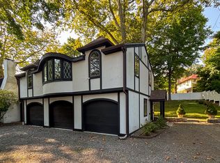 51 Spicer Rd, Westport, CT 06880