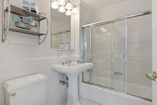 Rented by Citi Habitats | media 10