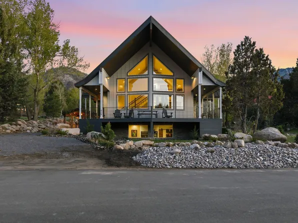 924 E Spring Creek Ln, Pine Valley, UT 84781
