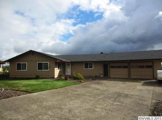 285 NE Gerlinger Ln, Dallas, OR 97338