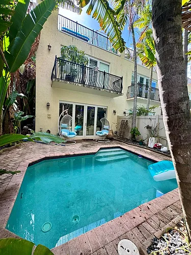 808 N Victoria Park Rd #0 Photo 1