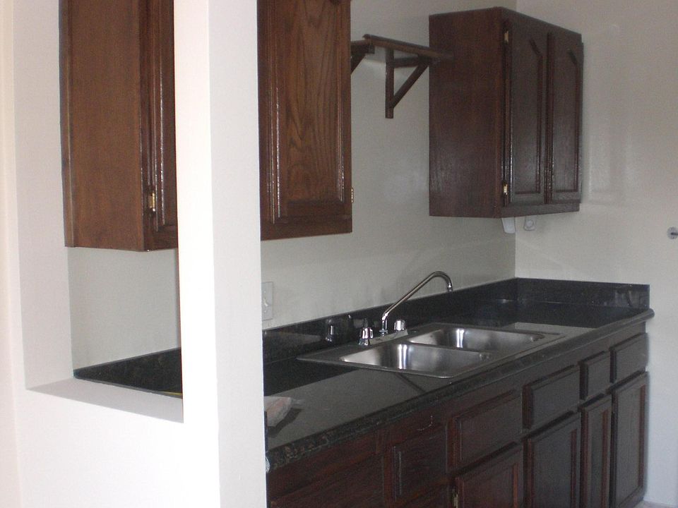 1st image of 14163 Delano St APT 5