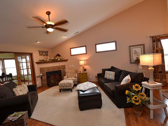 5th image of 5574 Knollbrook Dr #8
