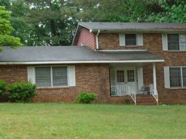 5926 Malibu Dr, Morrow, GA 30260
