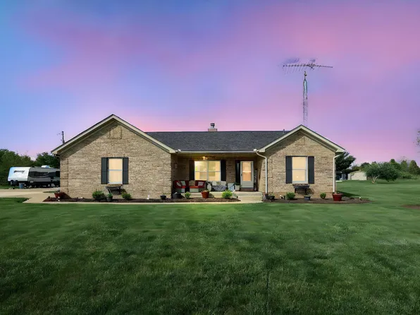 2611 S Parkview Rd, Mechanicsburg, OH 43044