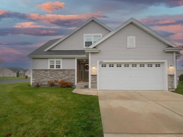 N8066 Woody LANE, Ixonia, WI 53036