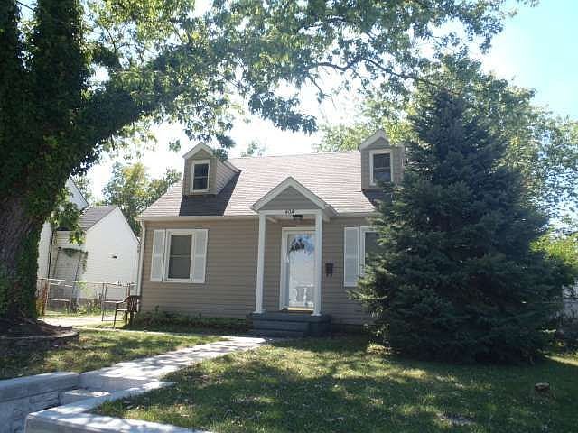 1st image of 404 Meadow Park