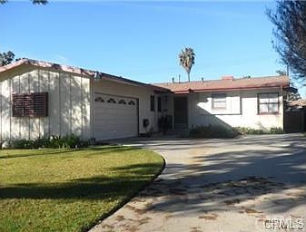 1st image of 1573 Claremont Pl