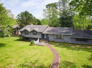 2336 Meadowbrook Rd SE, Decatur, AL 35601