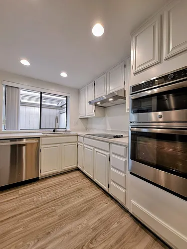 14575 S Bascom Ave Photo 1