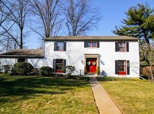 1427 Manor Dr, Bethlehem, PA 18015