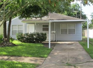 2406 Grape Ln, Pasadena, TX 77502