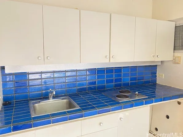 1750 Kalakaua Ave APT 508, Honolulu, HI 96826