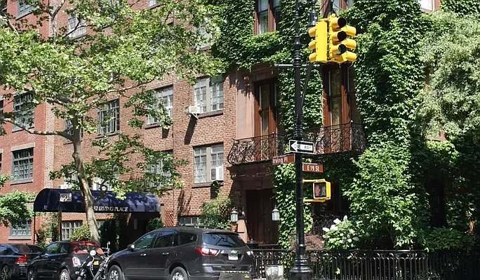 Rented by Compass | media 14