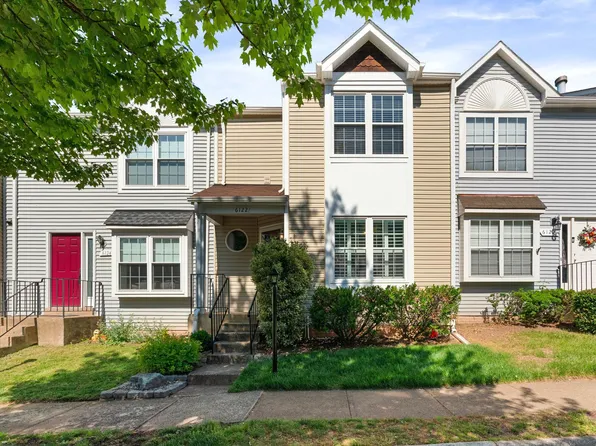 6122 Rocky Way Ct, Centreville, VA 20120