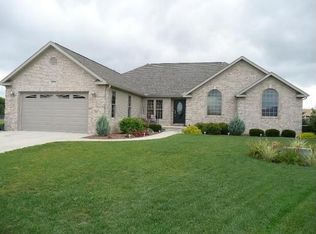7856 Acorn Ct, Birch Run, MI