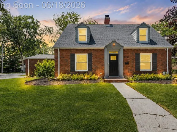 4303 N Verona Cir, Royal Oak, MI 48073