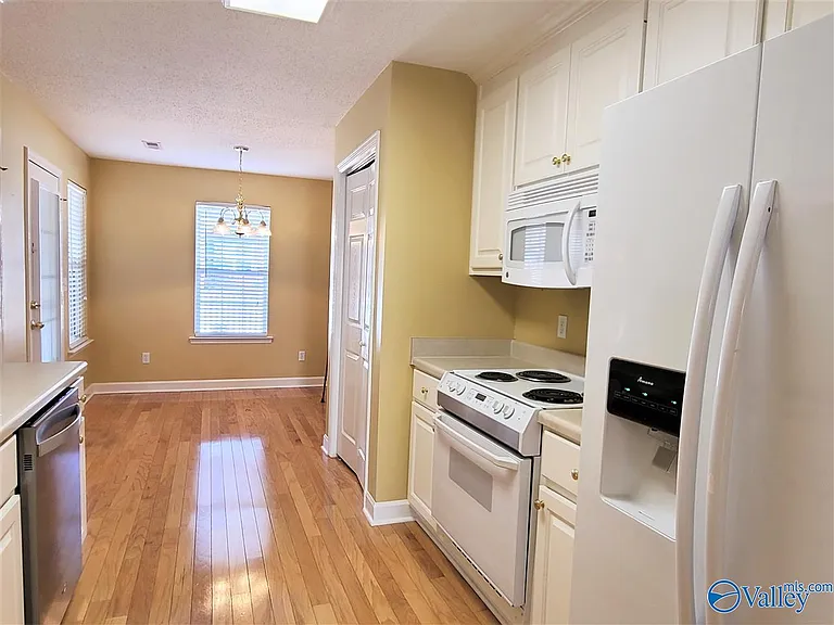 5308 Frankford Dr SE — Photo 7