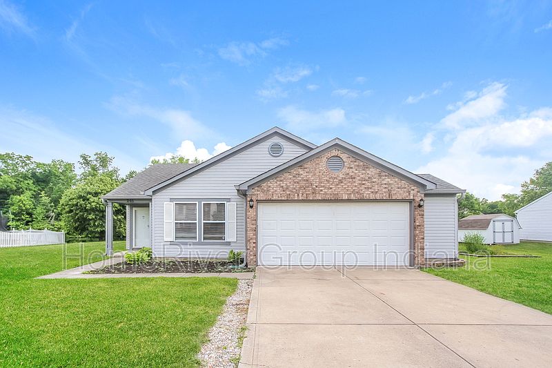 245 Thornburg Pkwy, Brownsburg, IN 46112 Zillow