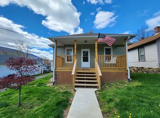 313 3rd St, Clifton Forge, VA 24422