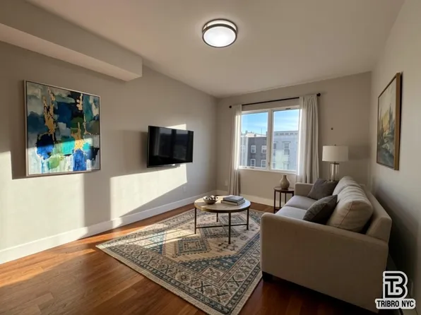 359 Vernon Avenue image 1 of 4
